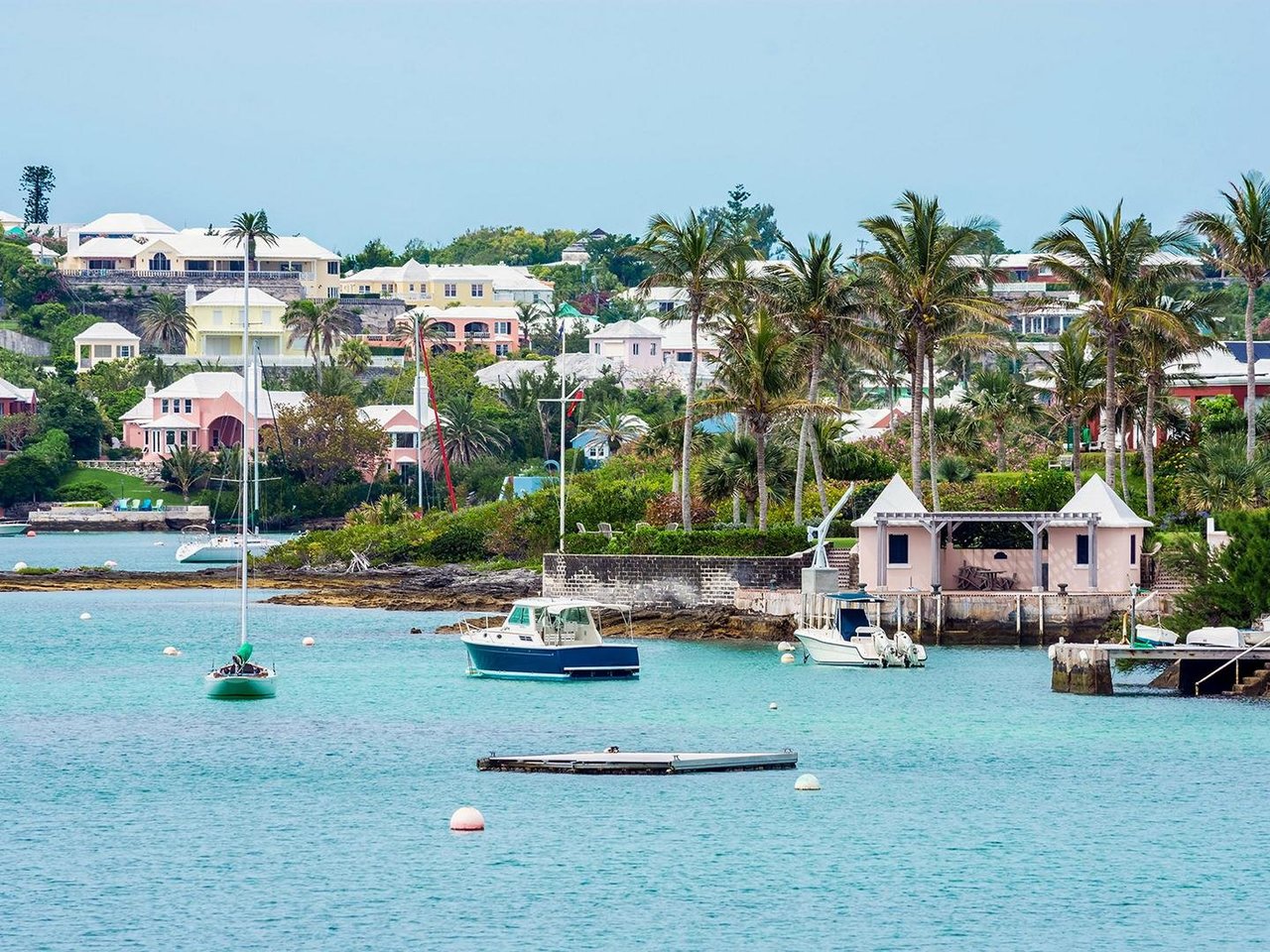 Bermuda should open up to foreign capital, experts say