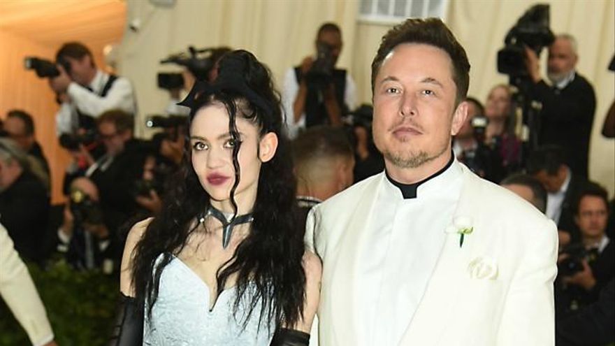 La cantante Grimes y el empresario Elon Musk en una foto de archivo