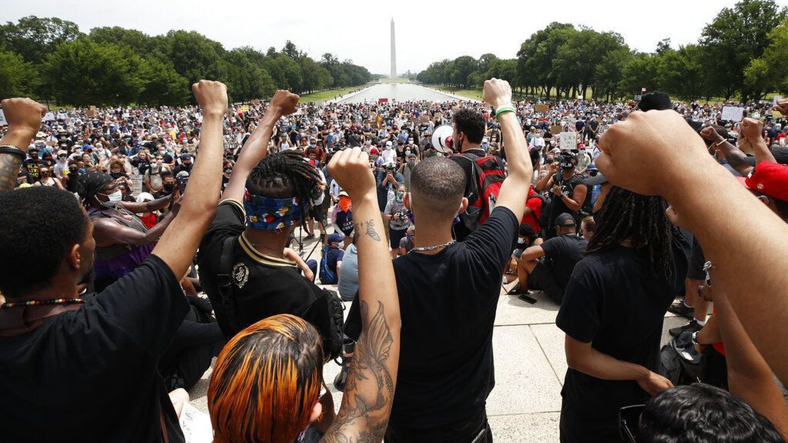 Thousands of protesters flood streets in Washington D.C., US