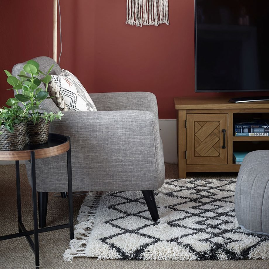 Create a modern retro living room with these four key buys