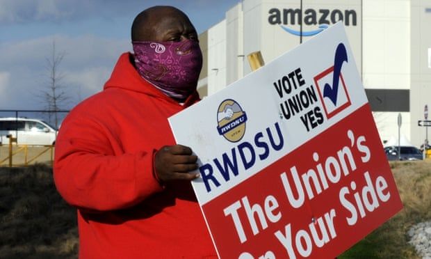 Amazon warehouse workers in Alabama make the final push toward unionizing