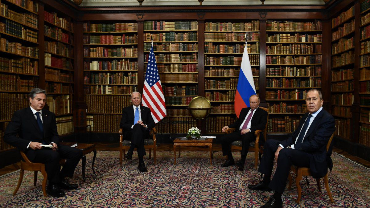Putin calls his first summit with Biden "constructive"