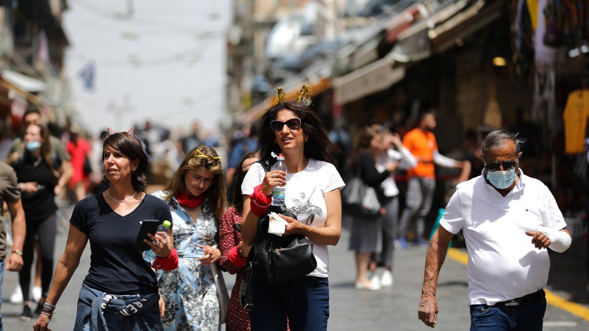 Israel postpones the entry of tourists again as infections continue to increase