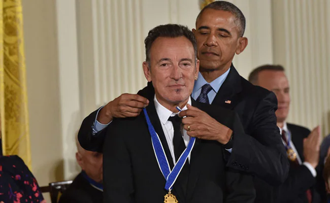 Barack Obama, Bruce Springsteen To Release Book Based On Podcast In October