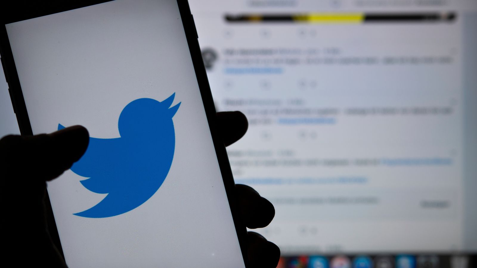 Twitter to redesign new redesign after headache complaints
