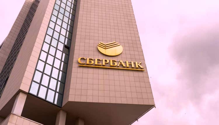 Court Restores Blocked Sberbank Account Involved in Bitcoin Trading