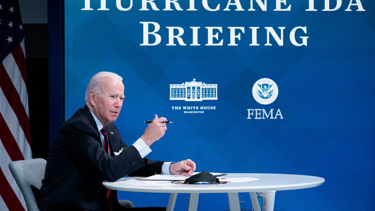 Biden warns that the damage Hurricane Ida is causing remains "massive"