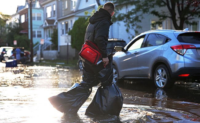 New Yorkers Resume Life Following "Unbelievable" Rainfall That Killed 8
