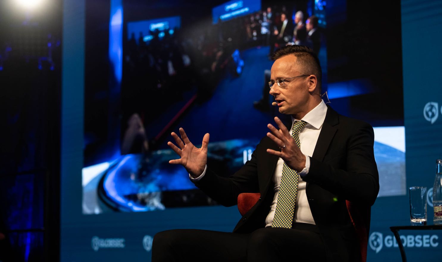 Foreign Minister: Hungary Intelligence Services Doing Utmost Against Cyber-Attacks