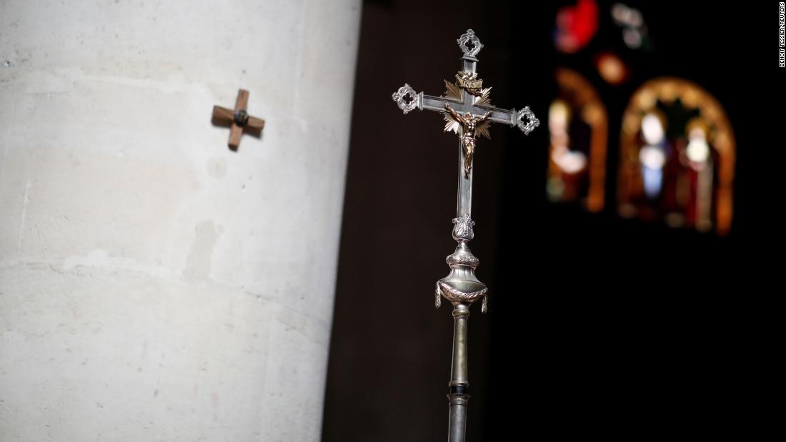 More than 200,000 children sexually abused by French Catholic clergy, damning report finds
