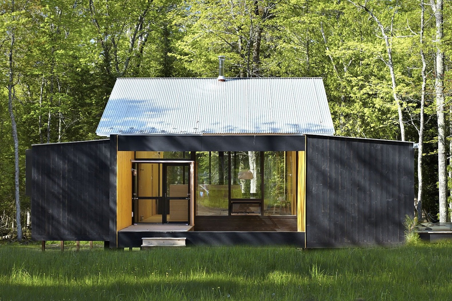 This Prefab Cabin Offers an Affordable Answer to Island Construction