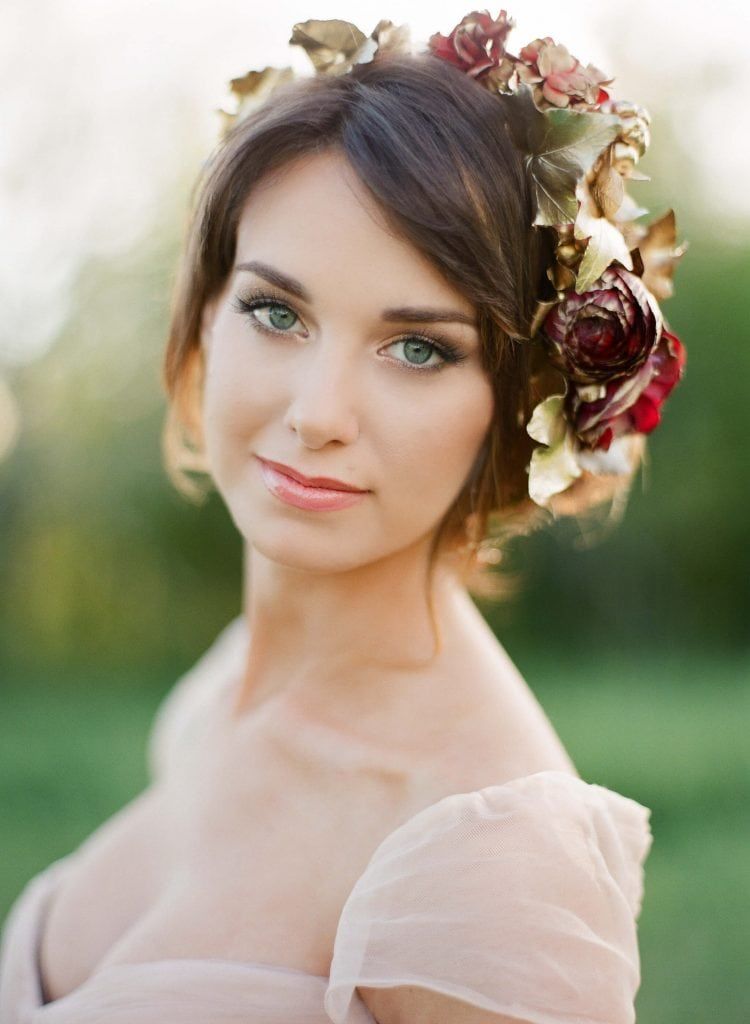 24 Wedding Makeup Looks for Blue-Eyed Brides