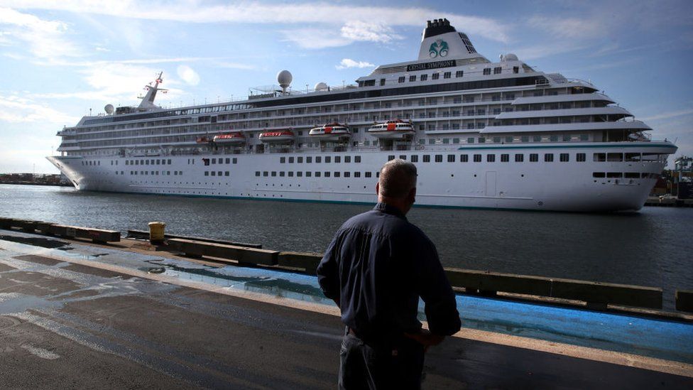 'We're pirates!': Cruise ship changes course to dodge seizure