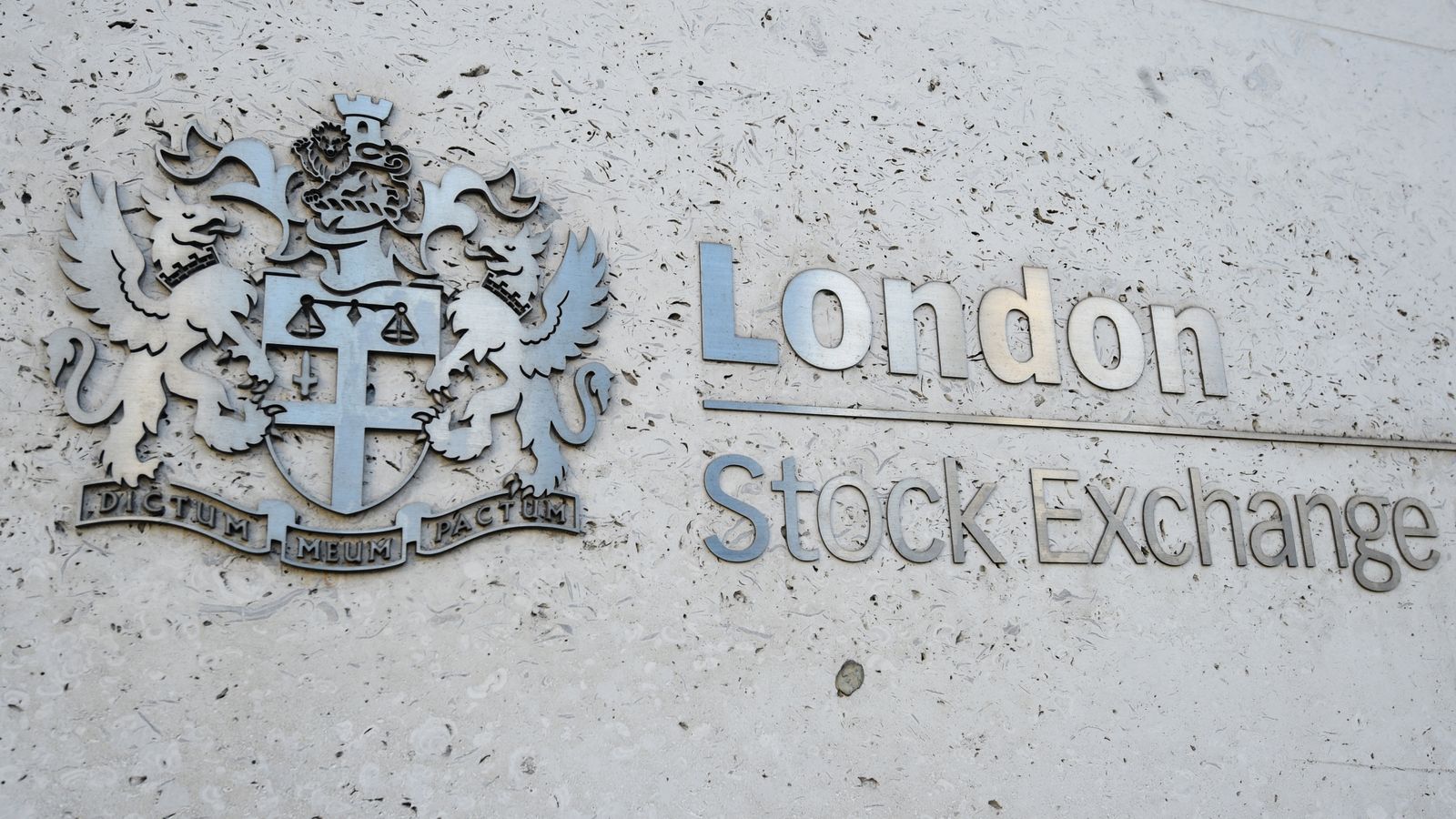 Ukraine invasion: London Stock Exchange suspends 28 companies linked to Russia