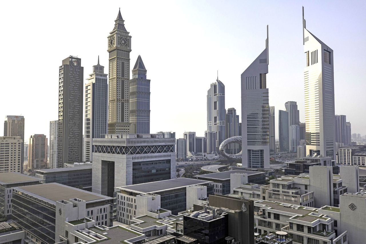 Rich exiles put Dubai in the spotlight as the world chases Russian money