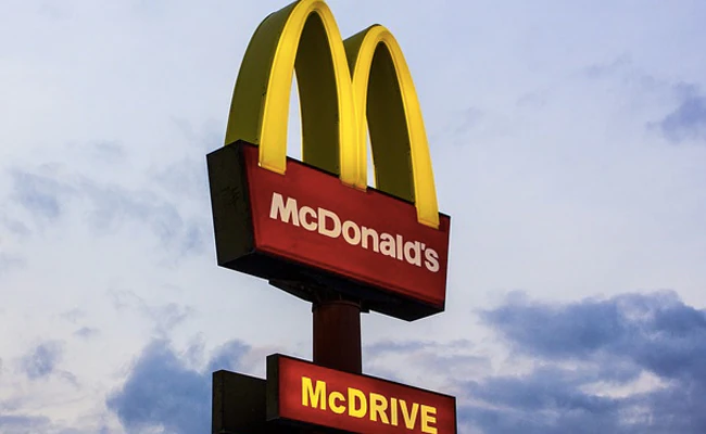 McDonald's Employee In US Shot In The Neck Over Cold French Fries
