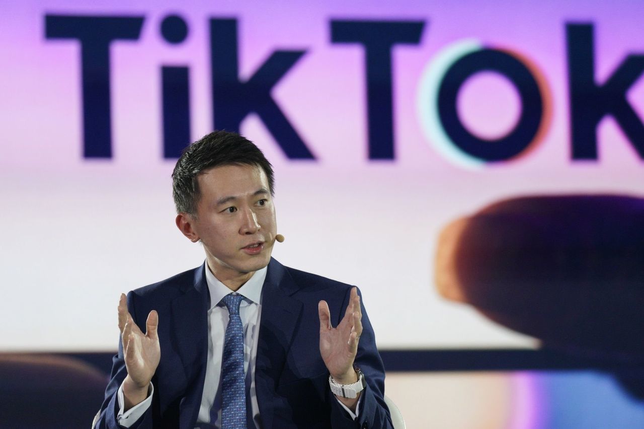 TikTok CEO Plans to Meet European Union Regulators