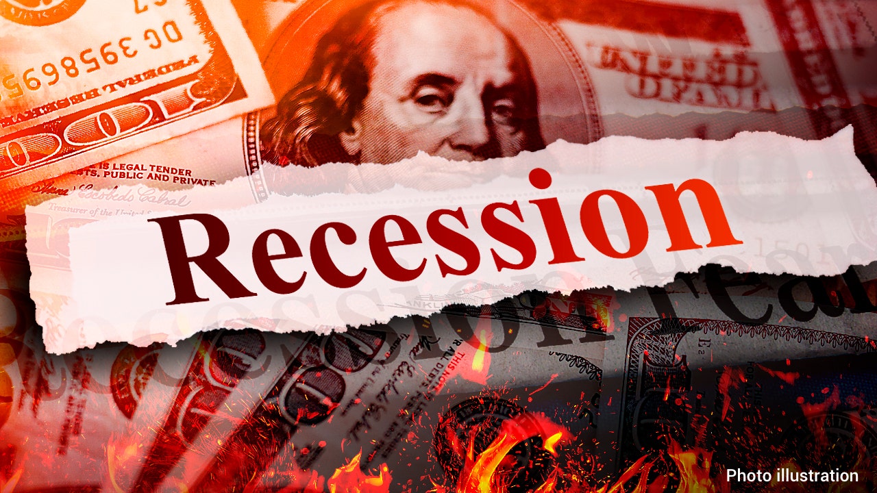 Wall Street economist says recession in 2023 will look like biggest crisis of the 1970s