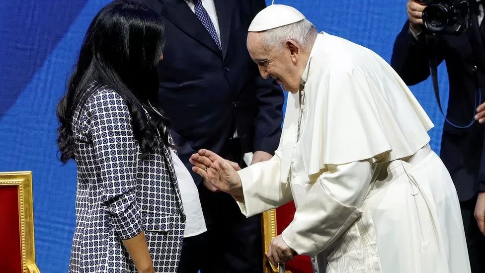 Pope Francis warns pets must not replace children in Italy